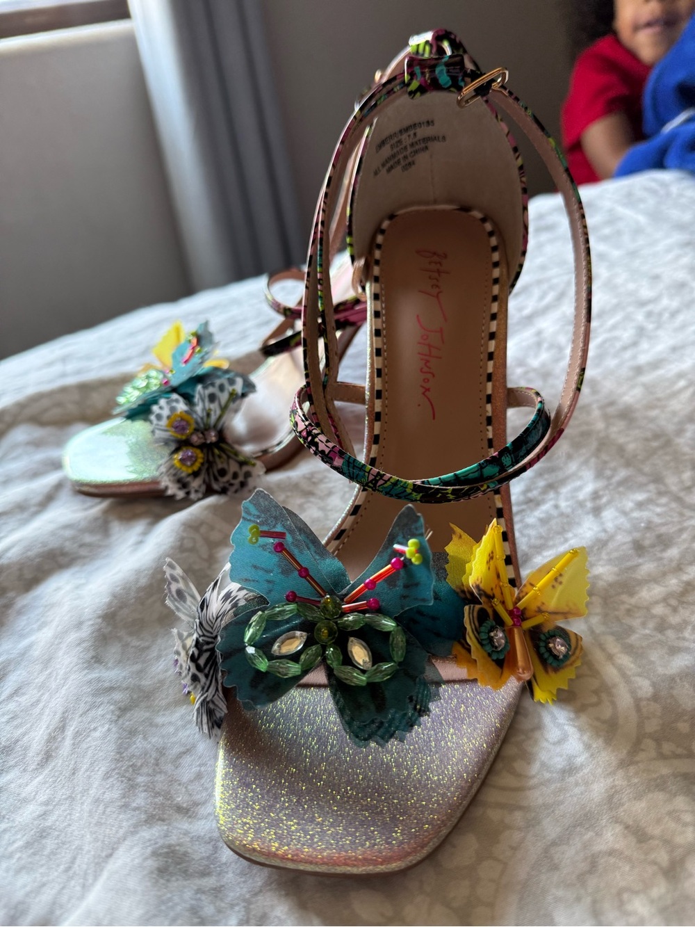 Betsy Johnson Embellished Butterfly Heels- women’s size 7.5 NWOT - Picture 8 of 8